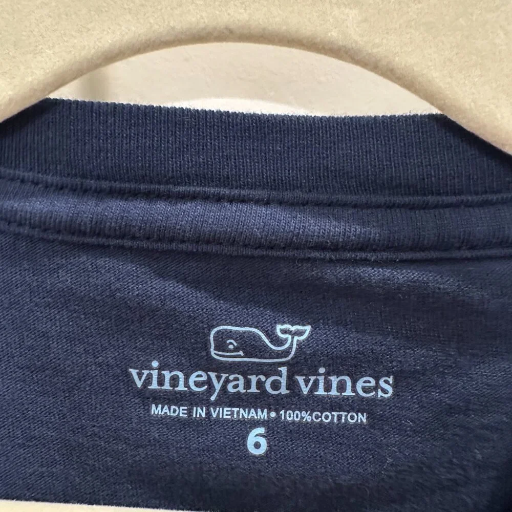 Vineyard Vines Navy Short Sleeve Tee with Blue/Teal Whale Logo